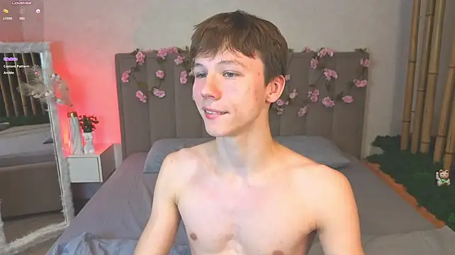 cuMte_boy's Webcam Show