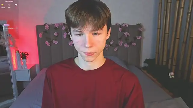 cuMte_boy's Webcam Show