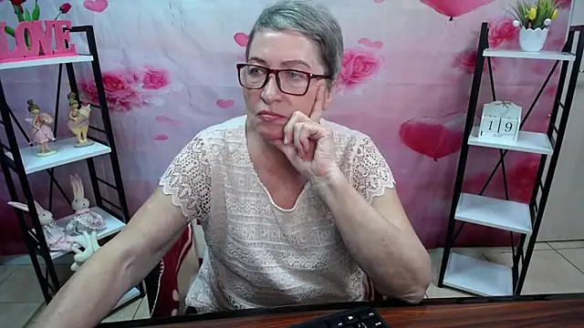 OlgaLuck's Live Chat Room