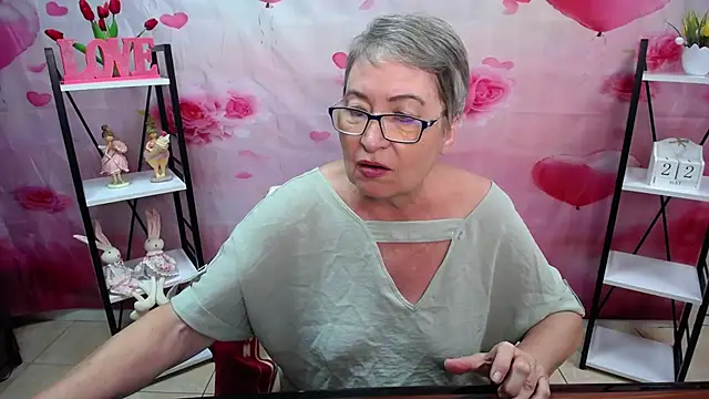 OlgaLuck live XXX chat