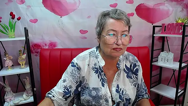 OlgaLuck Show in webcam