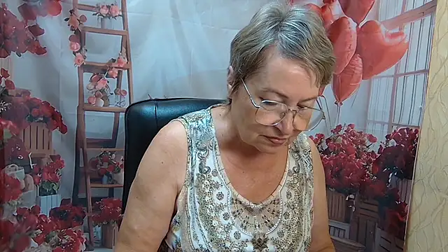 Chat +18 de OlgaLuck ao vivo