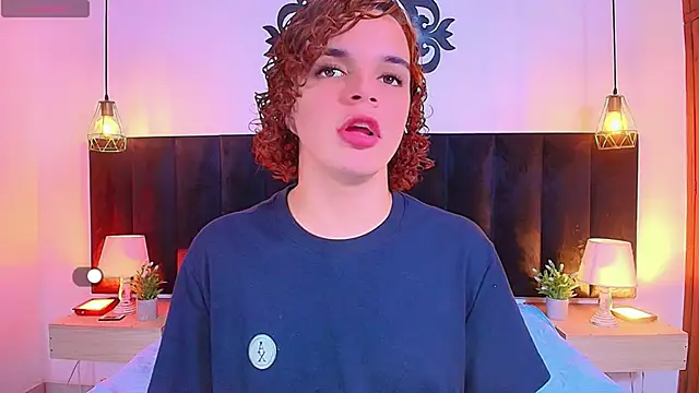 Skyee_angel Show in webcam