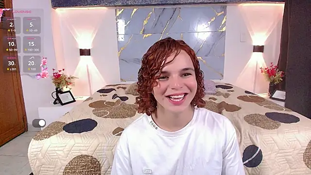 Skyee_angel's Webcam Show