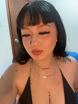 emily_acorn's Live XXX Chat