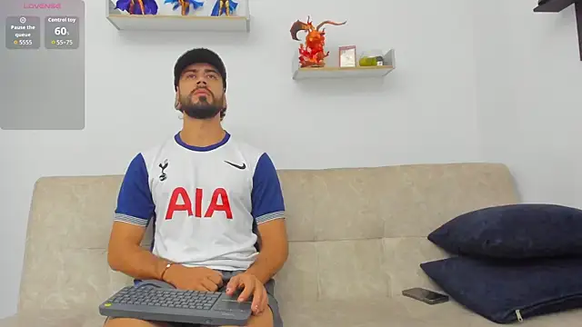 heteros_curious Show Webcam
