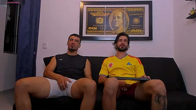 heteros_curious Adlı Modelin Web Kamerası Şovu