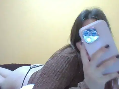 frutillitaaok_'s Live XXX Chat