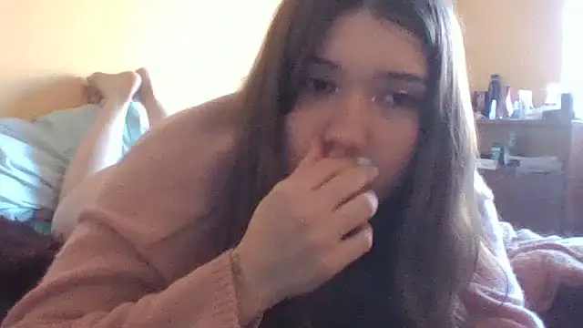 frutillitaaok_ Шоу с уебкамера