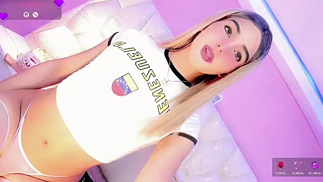 DaleskaSanchez Show in webcam