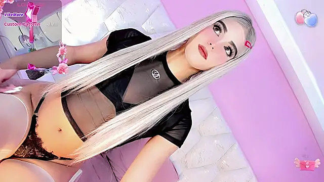 Show modela DaleskaSanchez na web-kameri