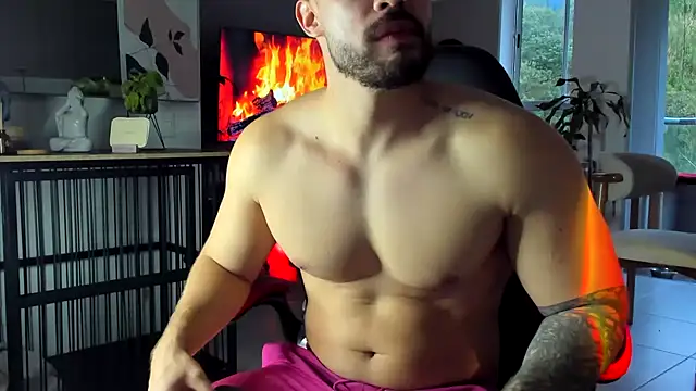 Valenthino_Salvatore: вебкам-шоу