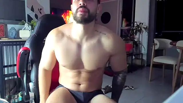 Valenthino_Salvatore Show in webcam