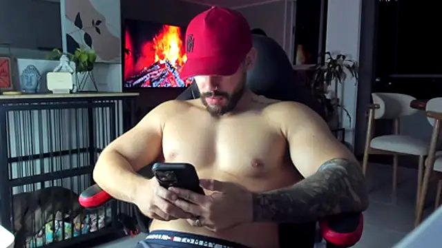 عرض كام Valenthino_Salvatore