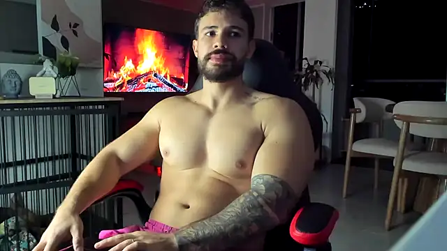 عرض كام Valenthino_Salvatore
