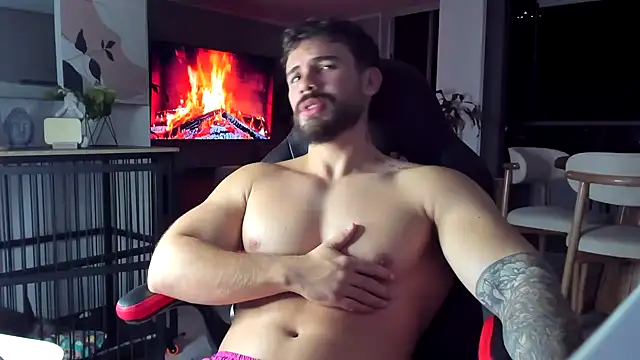 عرض كام Valenthino_Salvatore