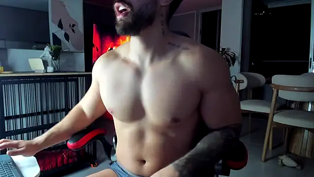 عرض كام Valenthino_Salvatore