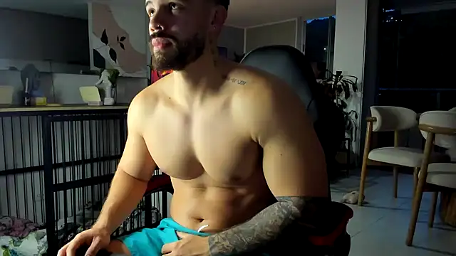 Valenthino_Salvatore's Webcam Show