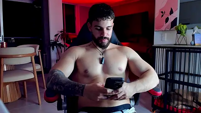 عرض كام Valenthino_Salvatore