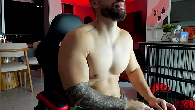Show modela Valenthino_Salvatore na web-kameri