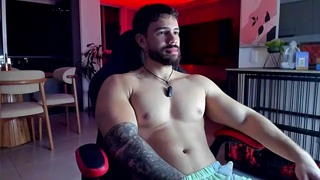 Valenthino_Salvatore's Webcam Show