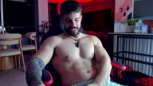 عرض كام Valenthino_Salvatore