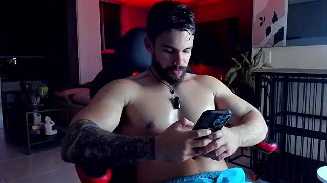 عرض ك ام Valenthino_Salvatore