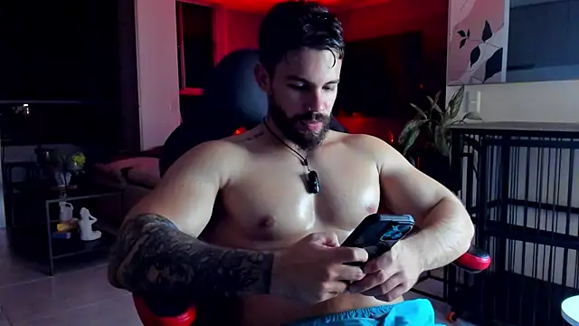 عرض كام Valenthino_Salvatore