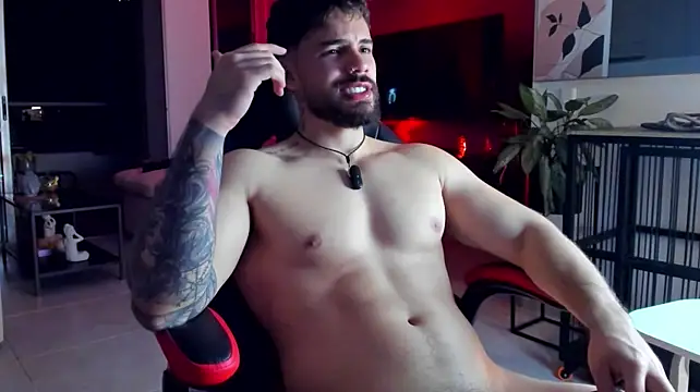 عرض كام Valenthino_Salvatore
