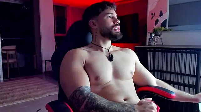 Valenthino_Salvatoren Webbikameraesitys