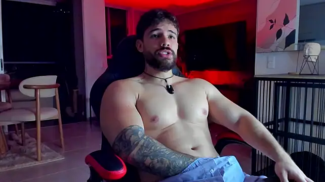 عرض كام Valenthino_Salvatore