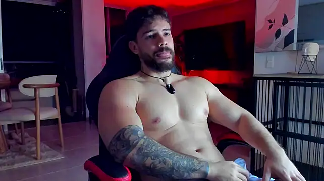 عرض كام Valenthino_Salvatore