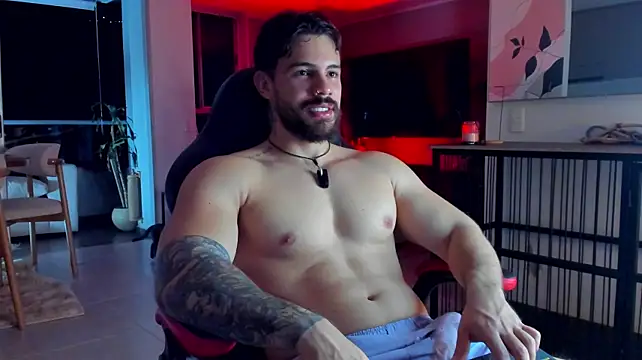 Valenthino_Salvatore's Webcam Show