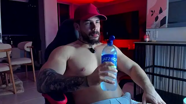 Valenthino_Salvatore's Webcam Show