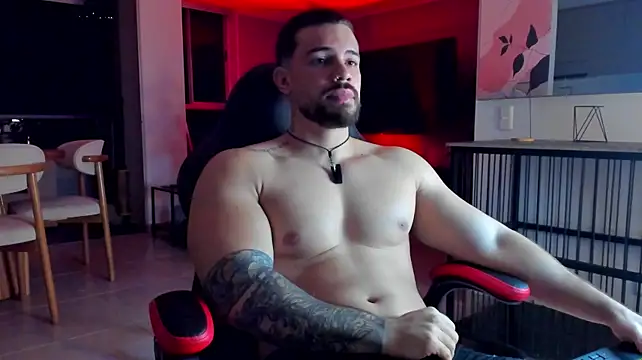 Valenthino_Salvatoren Webbikameraesitys