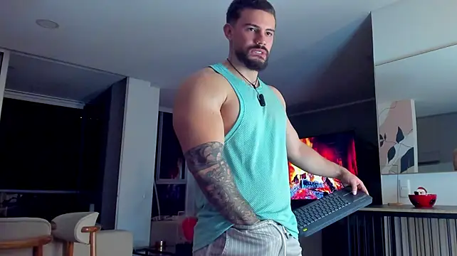 Valenthino_Salvatore Show in webcam