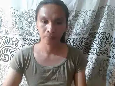 lovelycarla32 Show Webcam