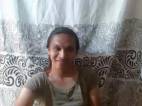 lovelycarla32 网络视讯表演