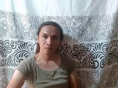 lovelycarla32 Pertunjukan Webcam