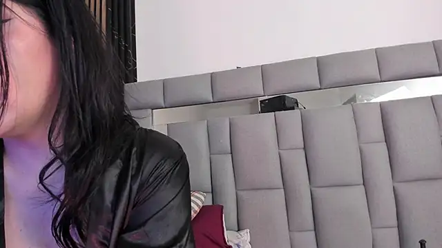 Živá chatovací místnost amaia_santini