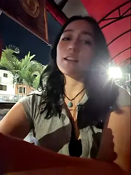 Eveelync25_ Live XXX-chat