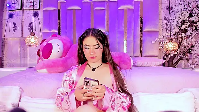 Naomistart live XXX chat