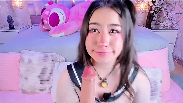 Naomistart's Live XXX Chat
