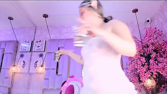 Naomistart – Naživo XXX chat