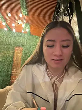 Živý XXX chat Naomistart