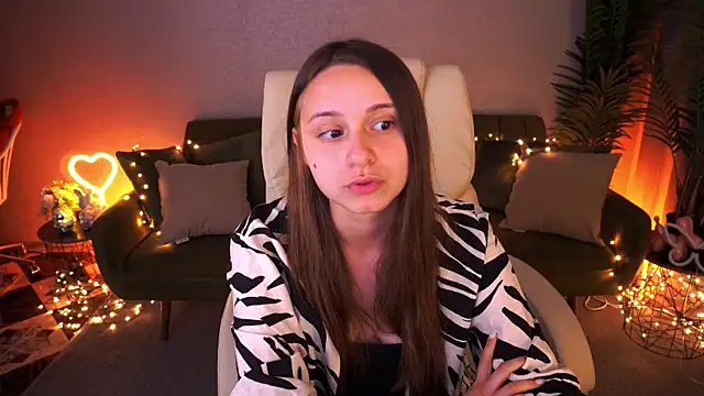 Вебкам-шоу TinyNatalie