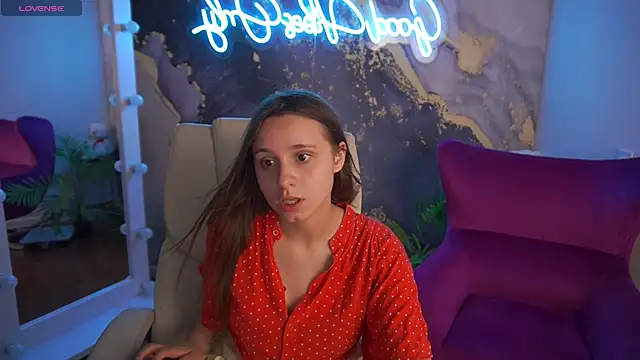 Živý XXX chat TinyNatalie