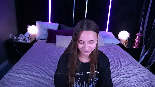 Chat +18 de TinyNatalie ao vivo