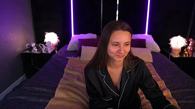 TinyNatalie élő XXX-chatje