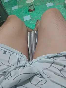 Oscarinylupis2328 Show in webcam
